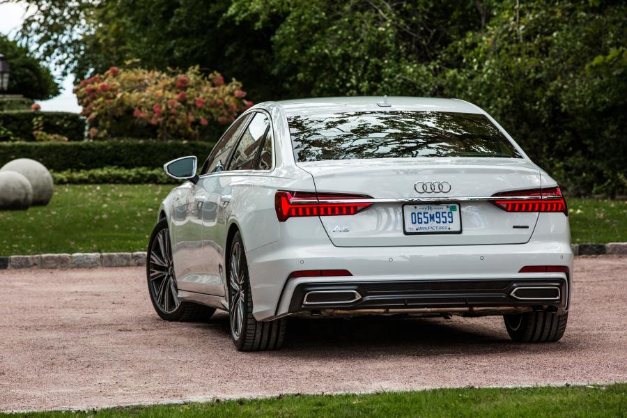  Audi A6 3.0 TFSI Quattro S-Line (C8) 2018 года  (NA) (фото 25 из 40)